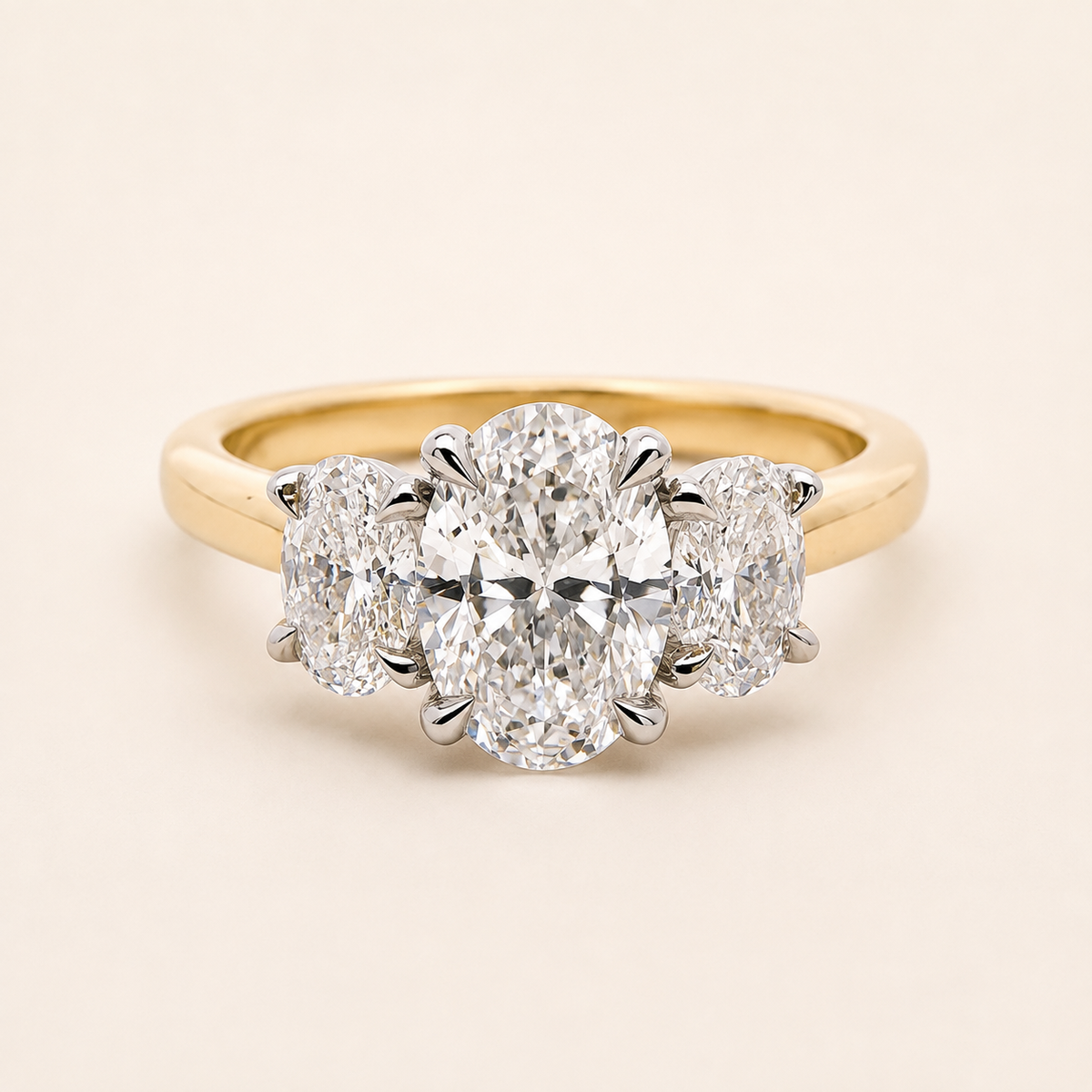 0.80ct Oval Trois