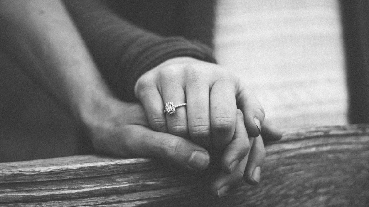 How to Choose the Perfect Engagement Ring as a Busy Professional
