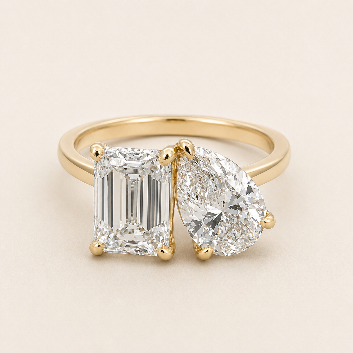 3.51ct Pear and Emerald Toi et Moi
